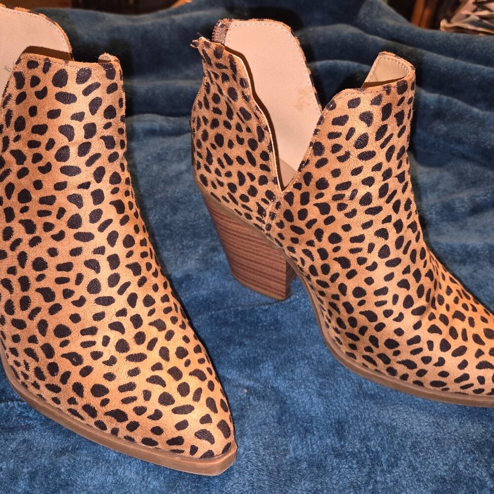 Cheetah booties